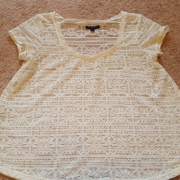 American Eagle Outfitters Tops - American Eagle lace short sleve shirt